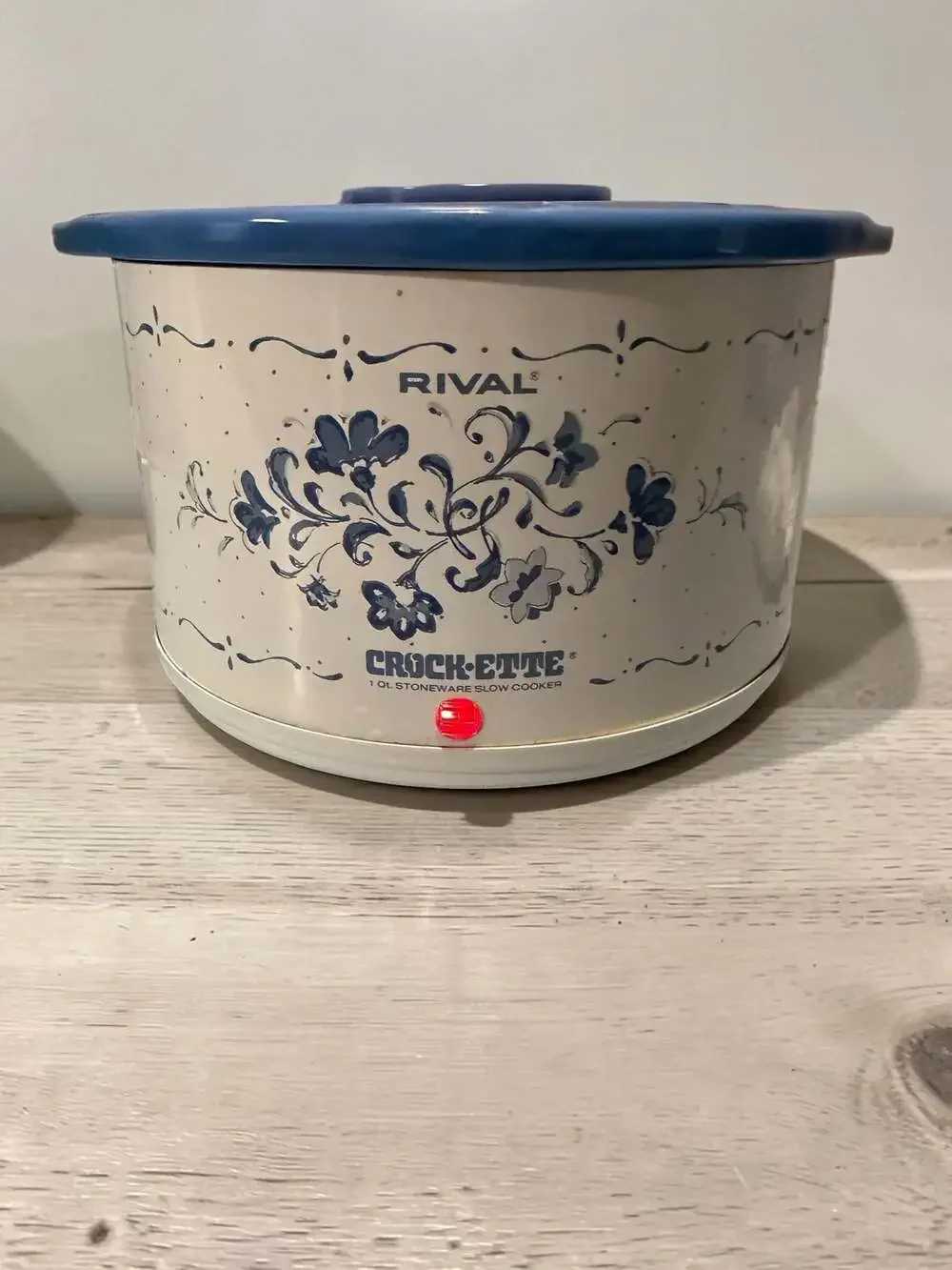 Rival Crock-Ette 1 Qt Stoneware Slow Cooker, Blue Floral Pattern